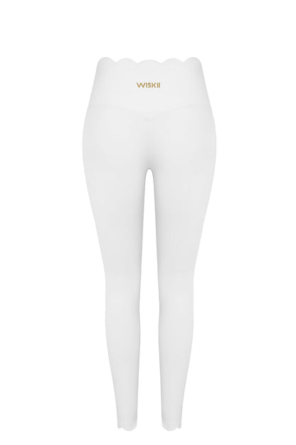 High-Waist Scallop Scrunch Legging
