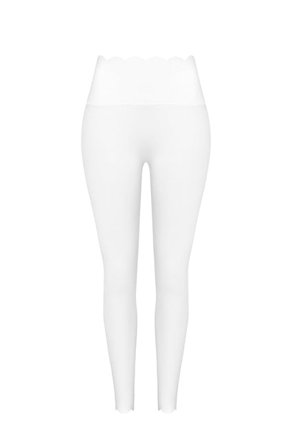 High-Waist Scallop Scrunch Legging